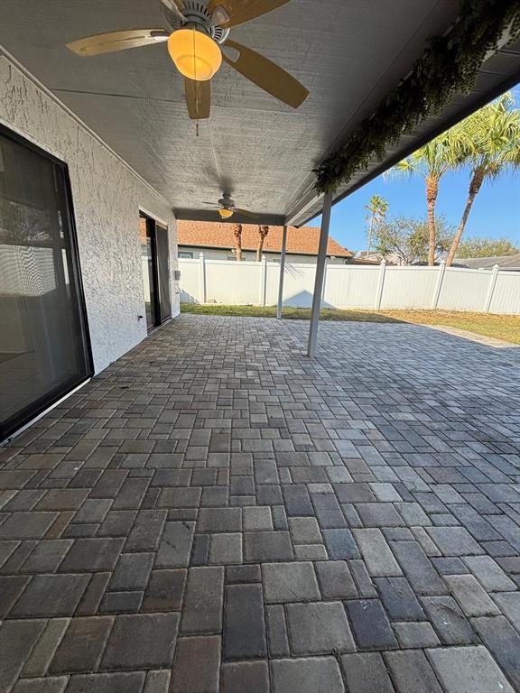 Building Photo - 2211 Fairmont Cir