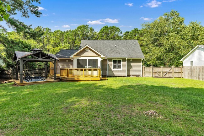 Building Photo - 117 Foster Creek Ct