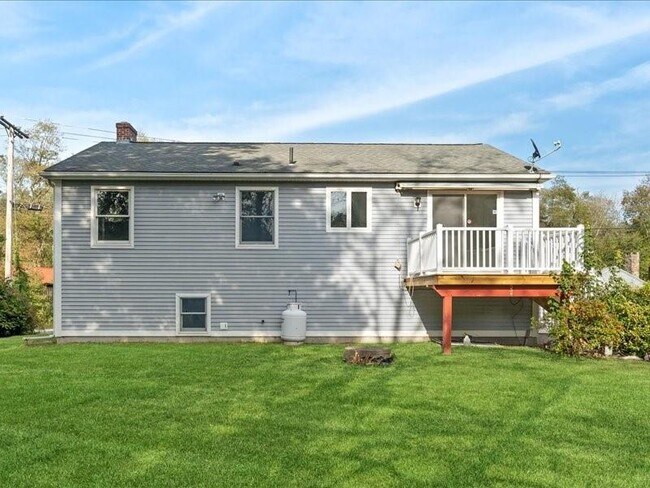Building Photo - 79A Cucumber Hill Rd