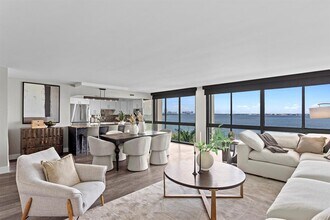 Building Photo - 3301 Bayshore Blvd