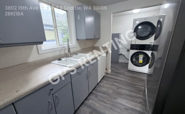 Building Photo - 3802 19th Ave SW