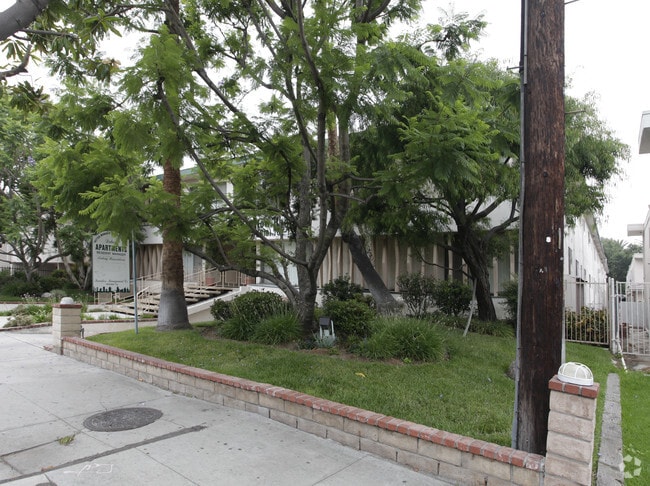 Building Photo - 11855 Magnolia Blvd