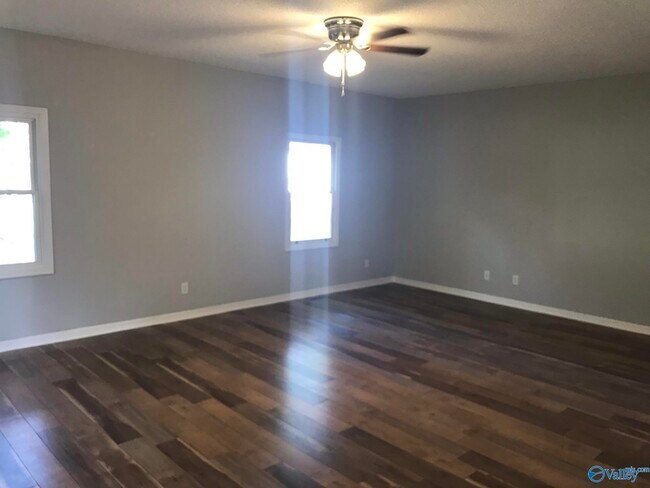 Building Photo - 104 Potomac Cir