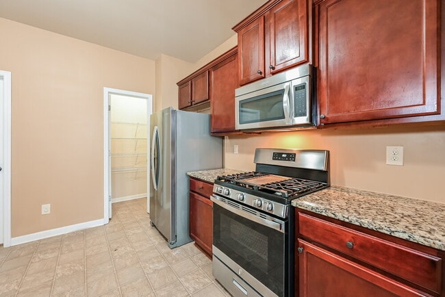 Building Photo - 2325 Morgan Farm Dr