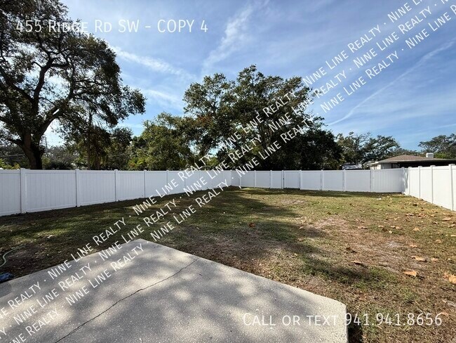 Building Photo - 455 Ridge Rd SW