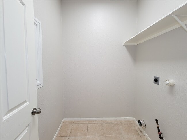 Building Photo - 17146 Amarose Dr