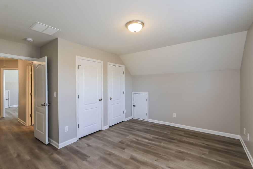 Building Photo - 9105 Alden Dr