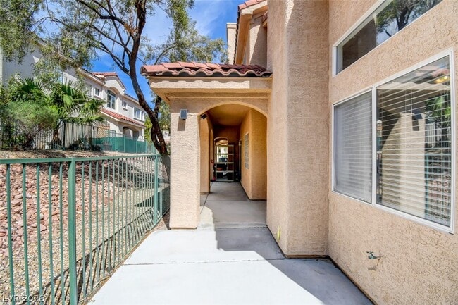 Building Photo - 1782 Tanner Cir