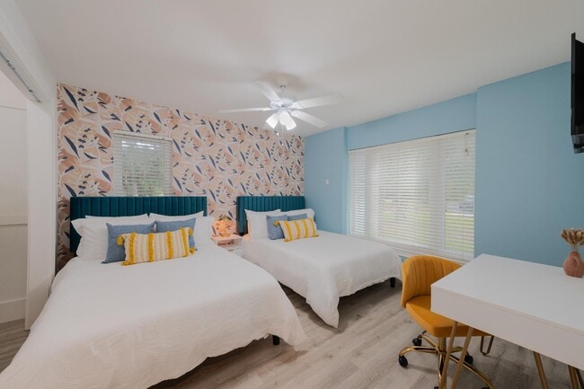 Building Photo - 1775 Harbor Rd