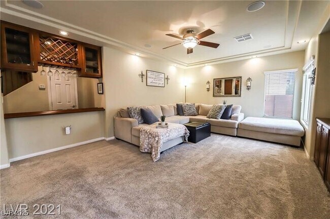 Building Photo - 8450 W Sapphire St