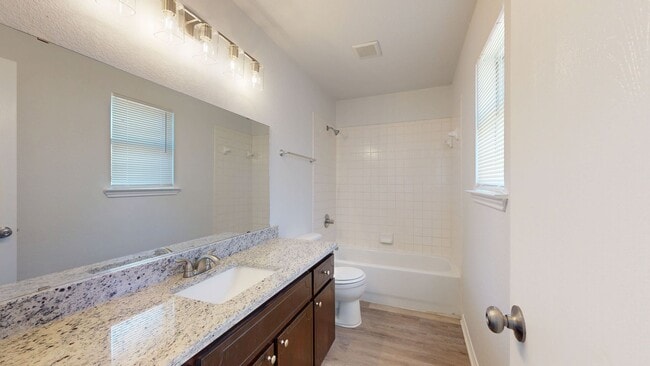 Building Photo - AMAZING REMODELED DUPLEX BY FORT HOOD!!!!