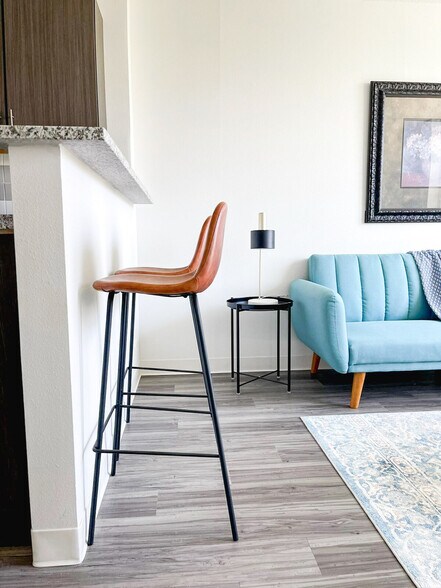 Building Photo - 2515 Burnet Ave