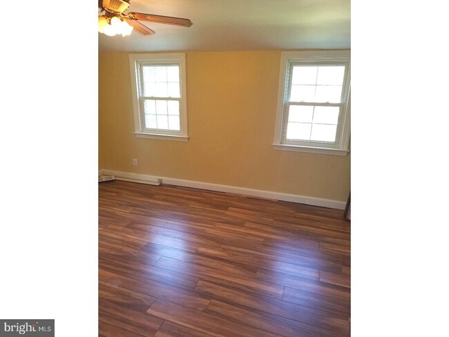 Building Photo - 769 Ardmore Ave