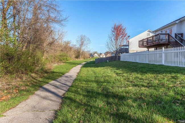 Building Photo - 310 Royallsprings Pkwy