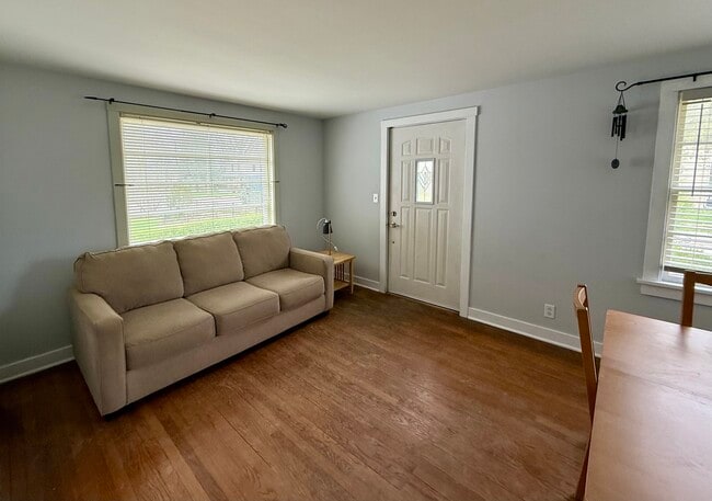 Building Photo - 8 N Harrison St