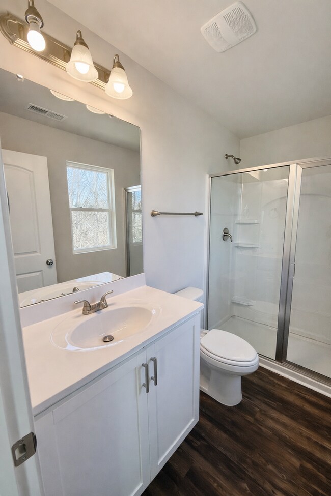 Building Photo - Two bedroom, 2.5 bath newly constructed townhome in Whitsett