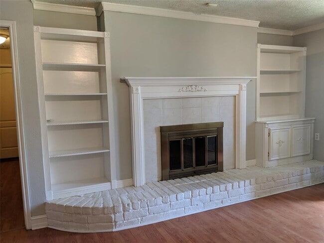 Building Photo - 5519 Birchgate Dr