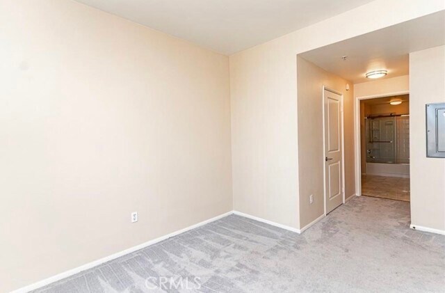 Building Photo - 6001 Crescent Prk E