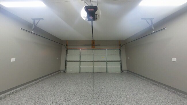 Building Photo - 4 Bedroom Wichita House - Maize School District