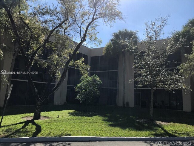 Building Photo - 8075 SW 107th Ave