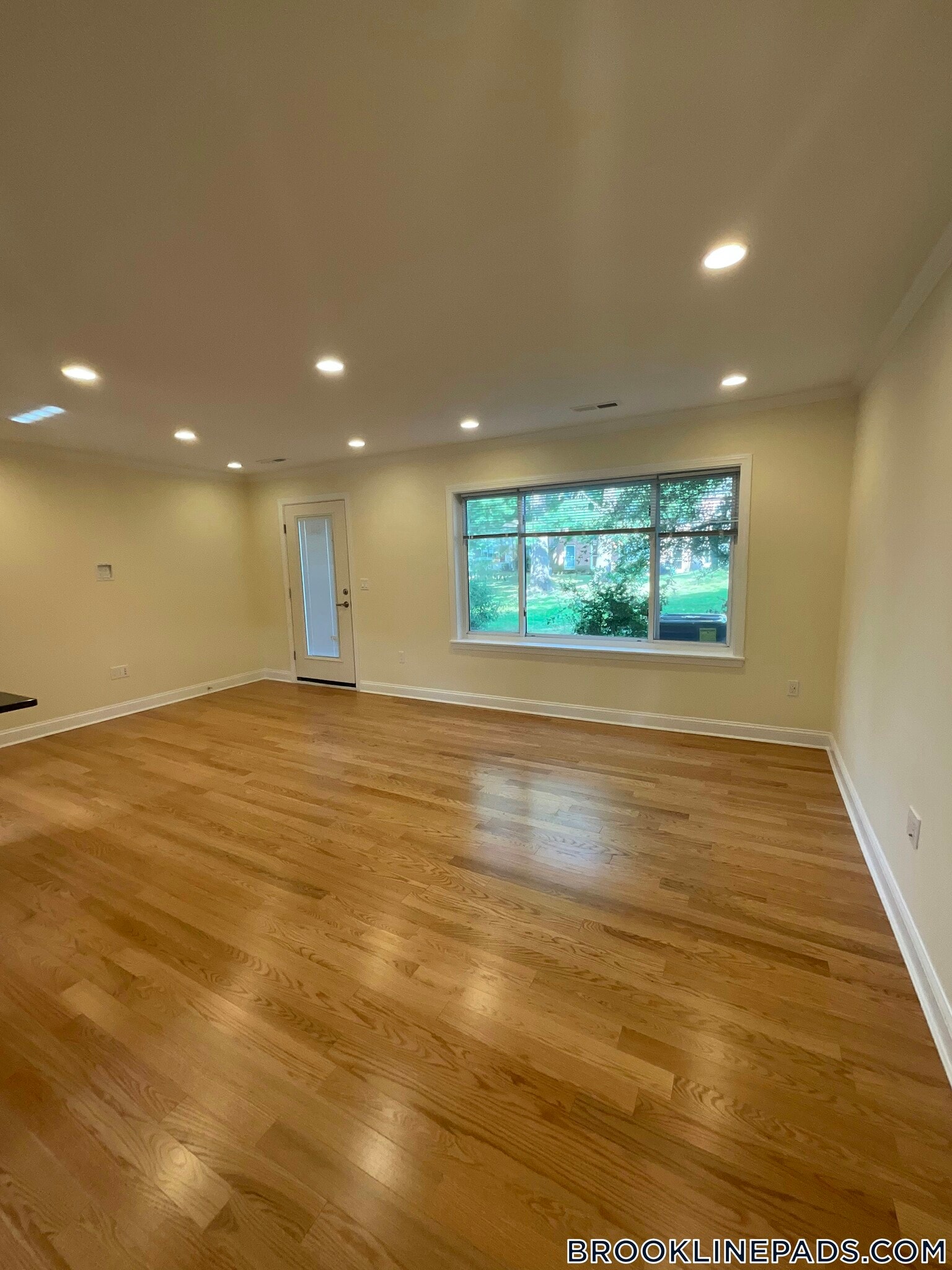 Building Photo - 94 Thornton Rd