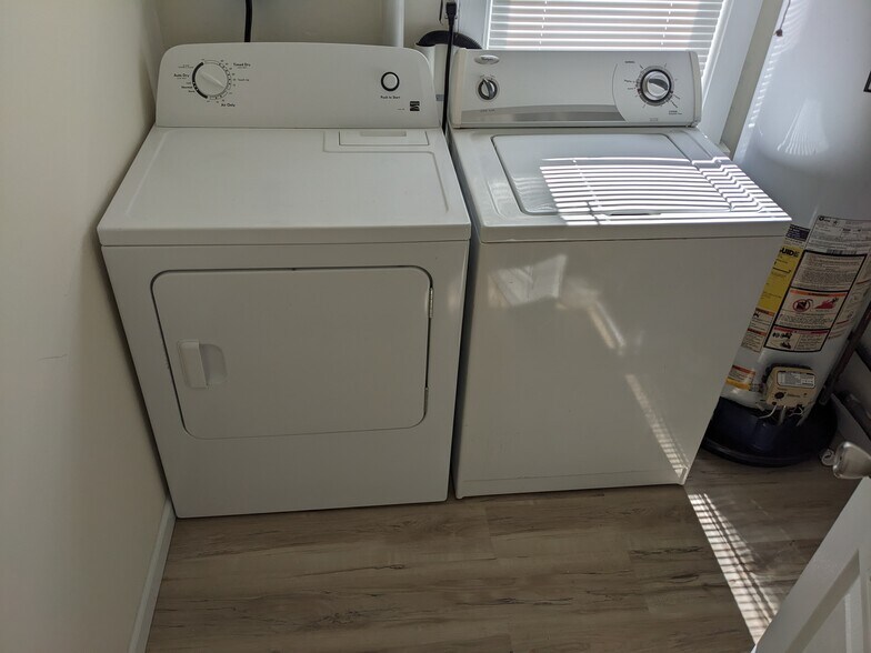 washer and dryer included - 306 E Northview Ave