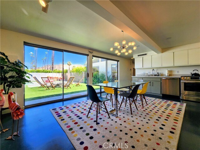 Building Photo - 2499 S Palm Canyon Dr