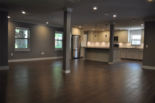 Building Photo - 4818 Spellman Rd