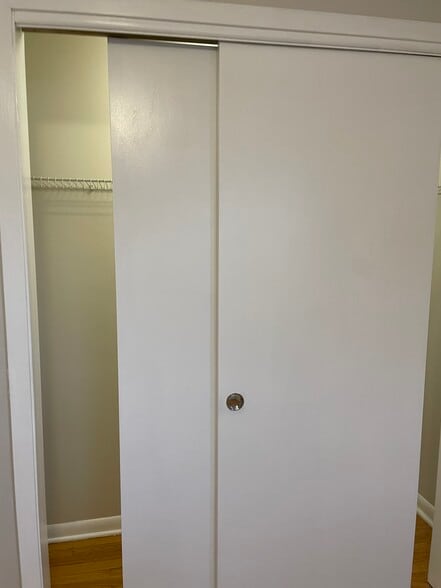 Large closets - 8708 W Berwyn Ave