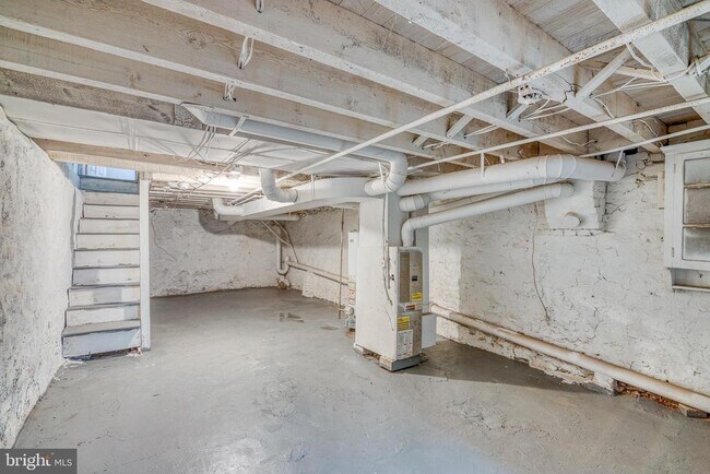 Building Photo - 4834 Olive St