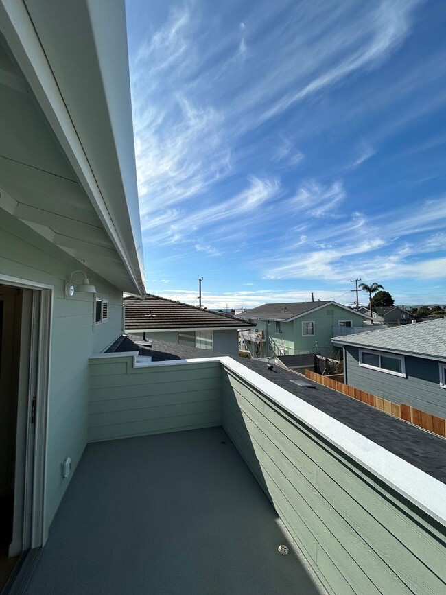 Building Photo - 599 San Jacinto St