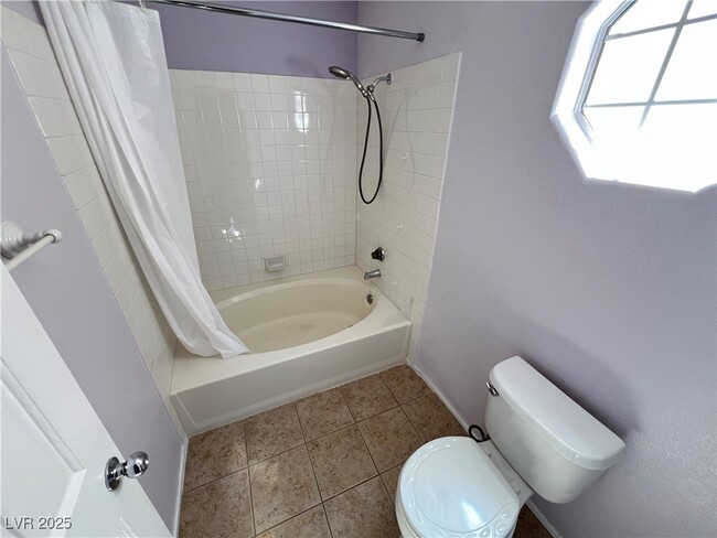 Building Photo - 5835 Chisolm Trail