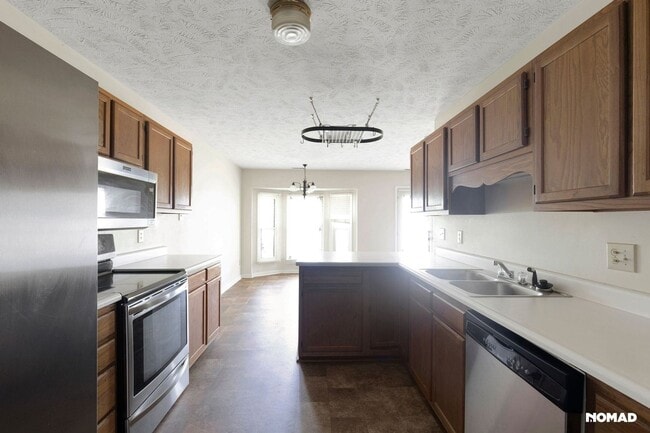 Building Photo - Charming 3BR House in Fayetteville