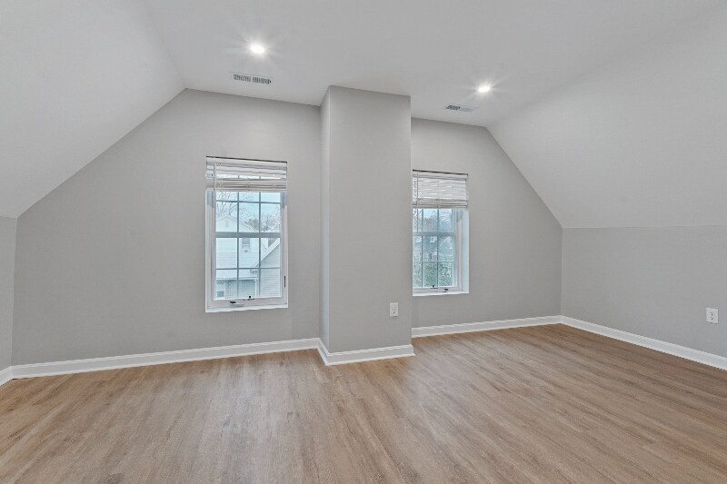 Building Photo - 202 High St