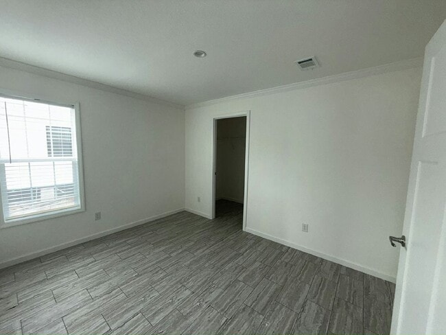 Building Photo - 3515 Campari Dr