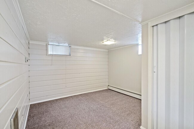 Building Photo - 2980 S 1500 E