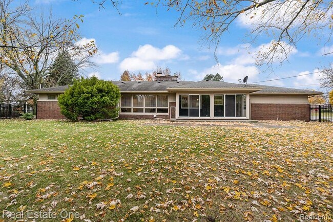 Building Photo - 509 Walbridge Dr