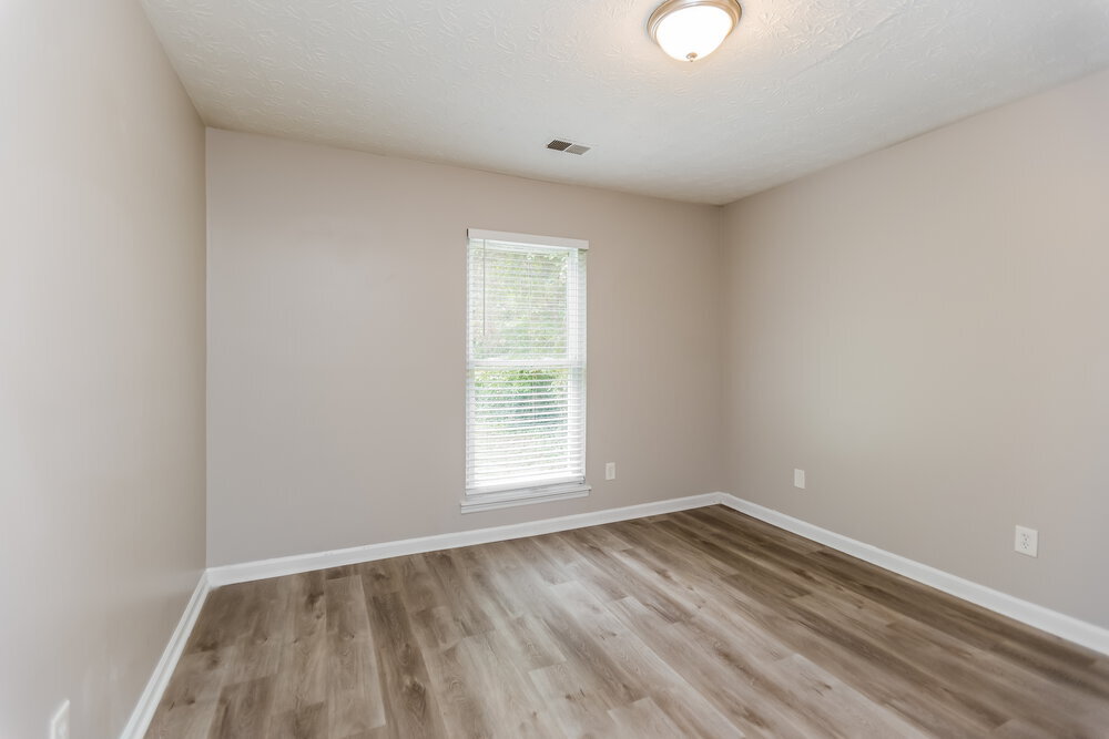 Building Photo - 6270 Beethoven Cir