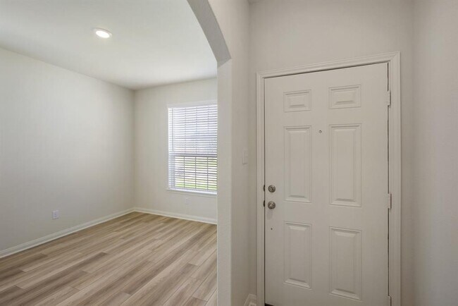 Building Photo - 10806 Anthonomus Way