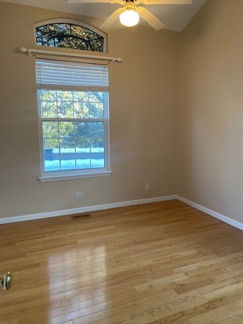 Building Photo - 1626 S Luther Ave