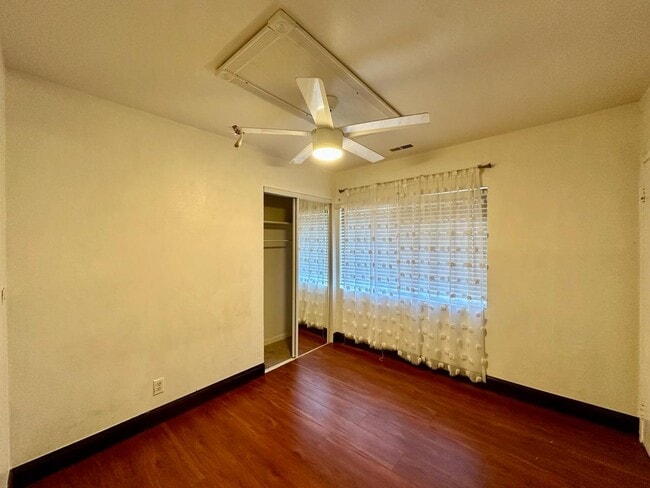 Building Photo - 815 Canyon Rd