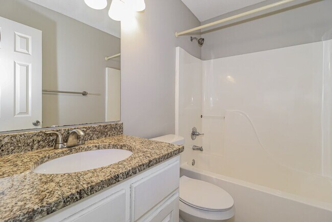 Building Photo - 2792 Shady Well