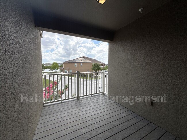 Building Photo - 10009 Eagle Rock Aly