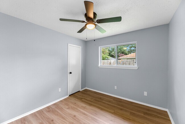 Building Photo - 14234 Cellini Dr