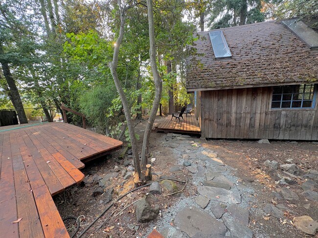 Building Photo - 3060 Onyx St