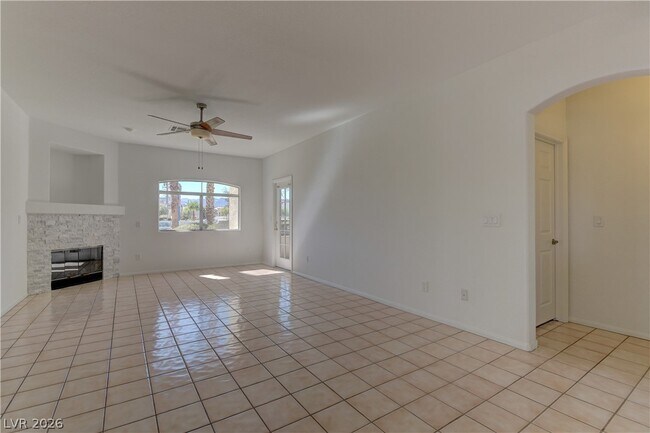 Building Photo - 3320 S Fort Apache Rd