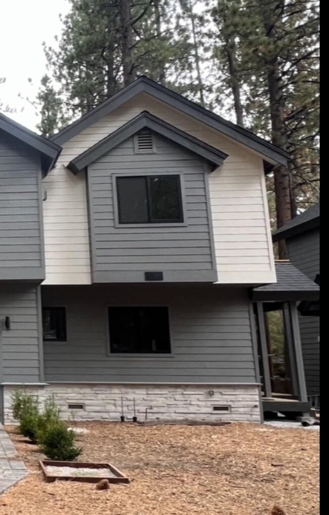 Building Photo - 3317 Fir Ave