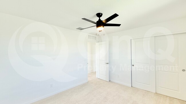 Building Photo - 40414 W Sunland Dr