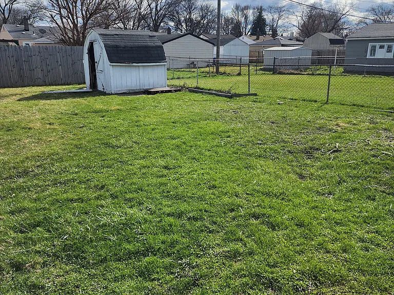 Building Photo - 11130 Stephens Rd