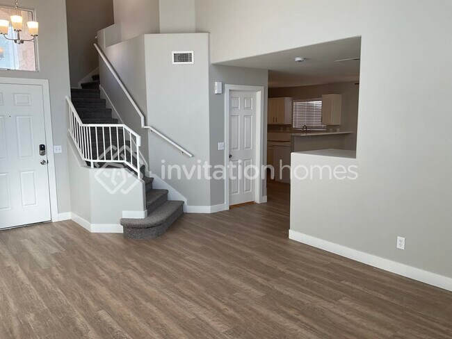Building Photo - 4527 Monitor Way